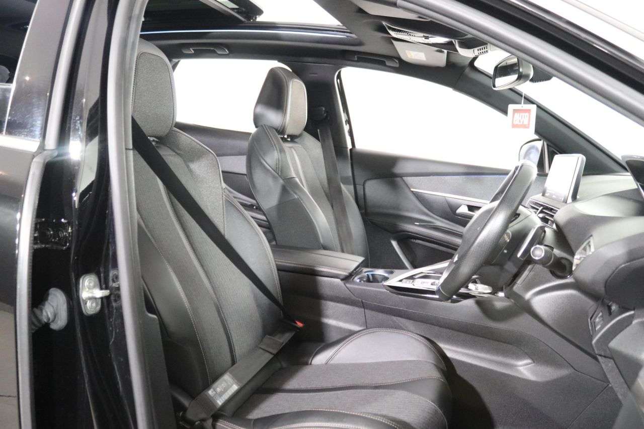 2019 PEUGEOT 3008 2019 PEUGEOT 3008