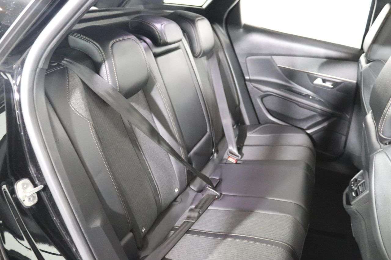 2019 PEUGEOT 3008 2019 PEUGEOT 3008