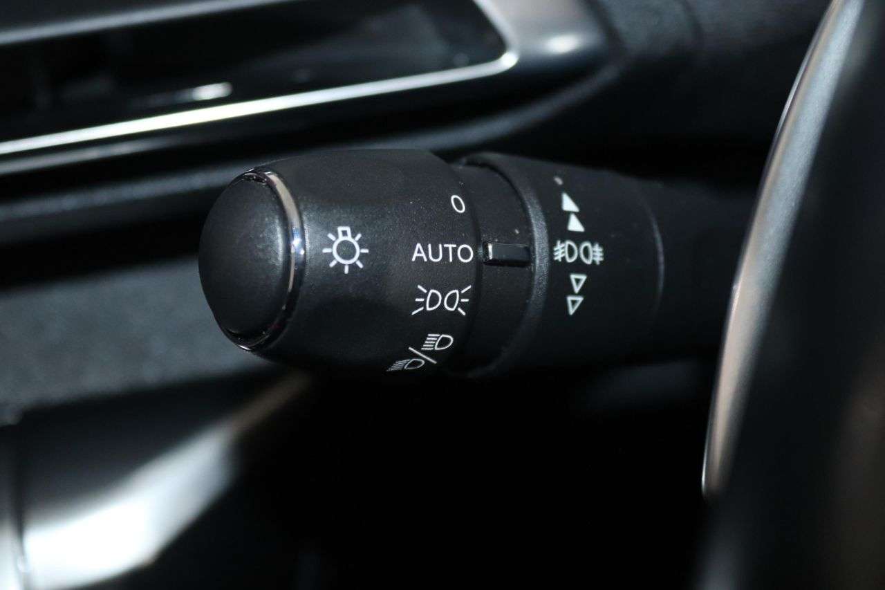 2019 PEUGEOT 3008 2019 PEUGEOT 3008