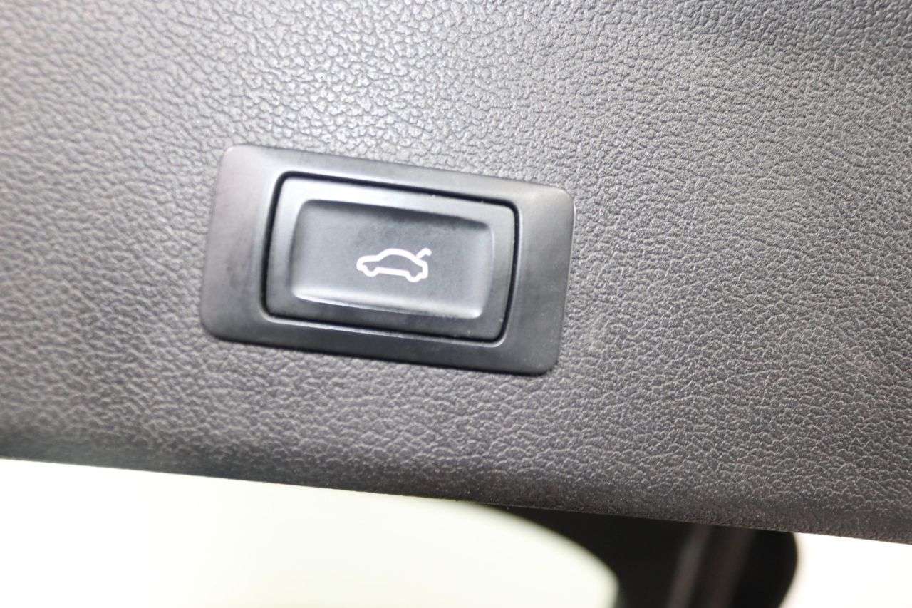 2015 AUDI A4 AVANT 2015 AUDI A4 AVANT