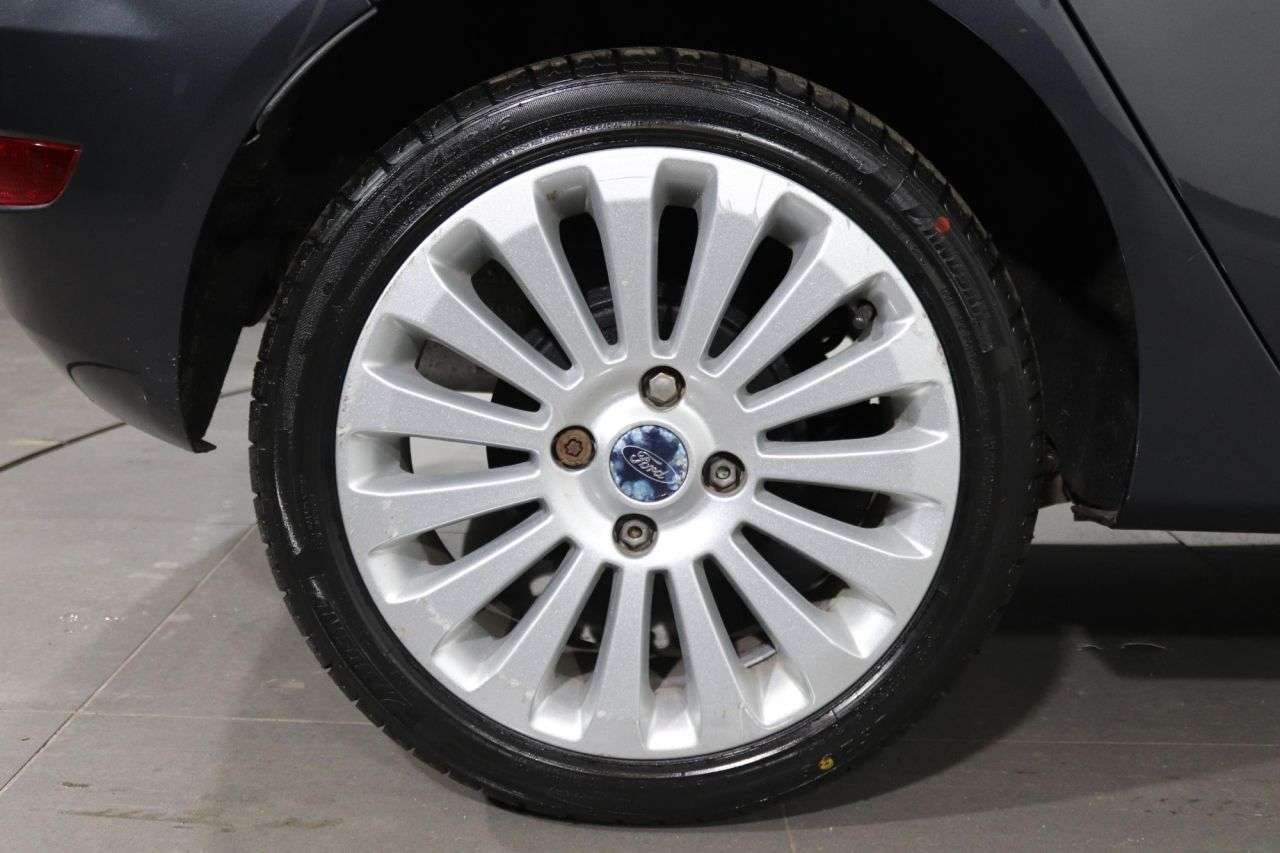 2010 FORD FIESTA 2010 FORD FIESTA