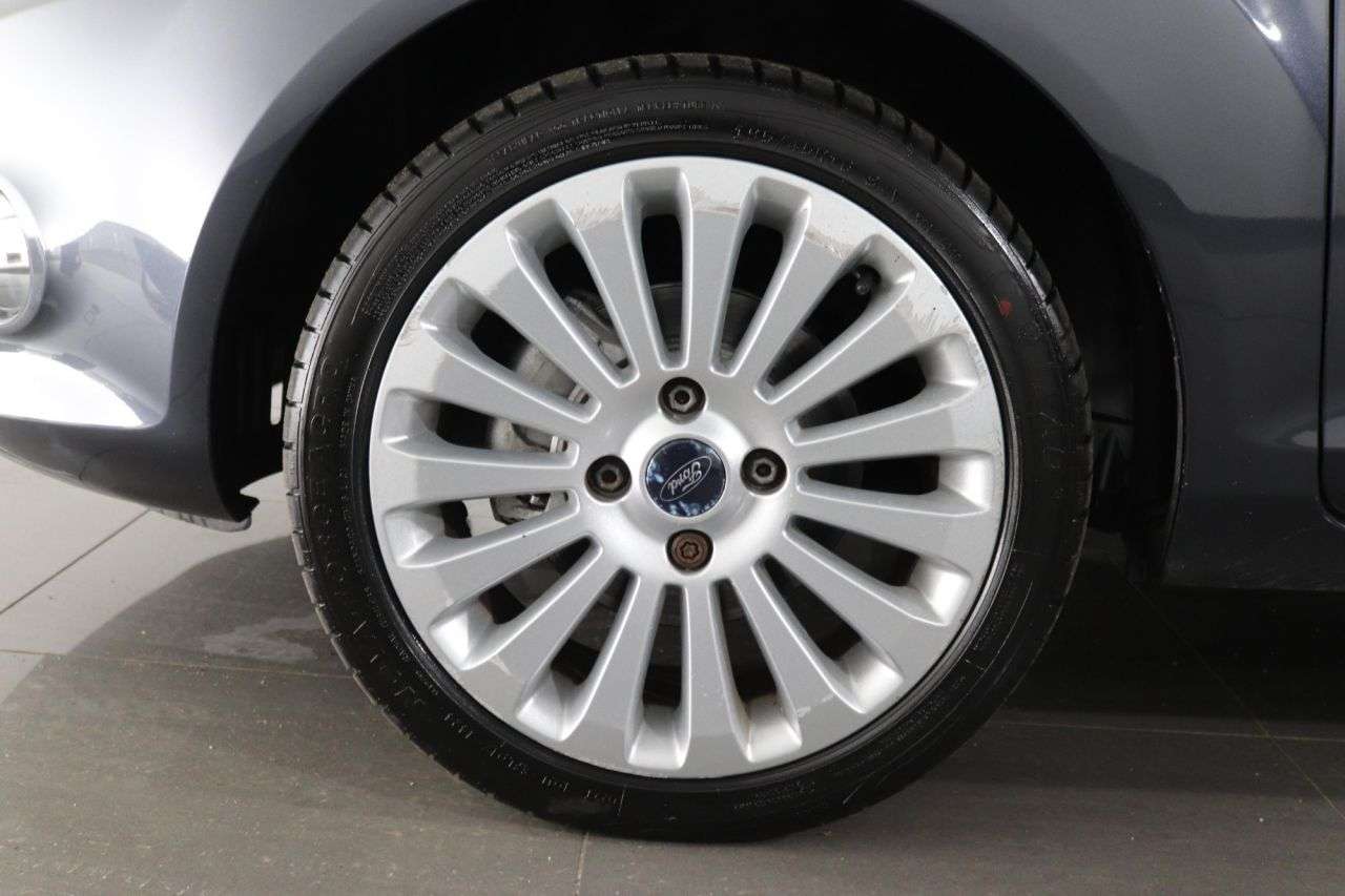 2010 FORD FIESTA 2010 FORD FIESTA