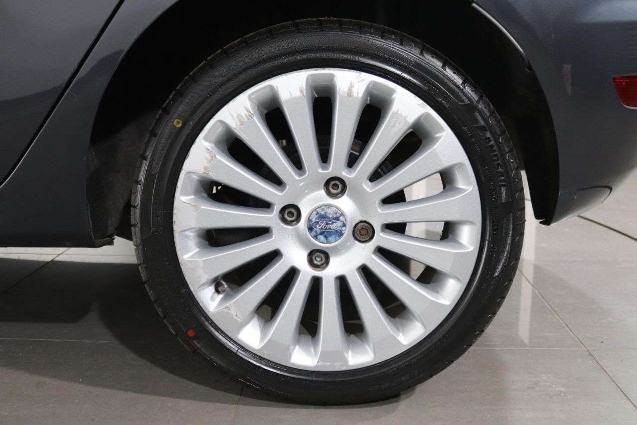 2010 FORD FIESTA 2010 FORD FIESTA