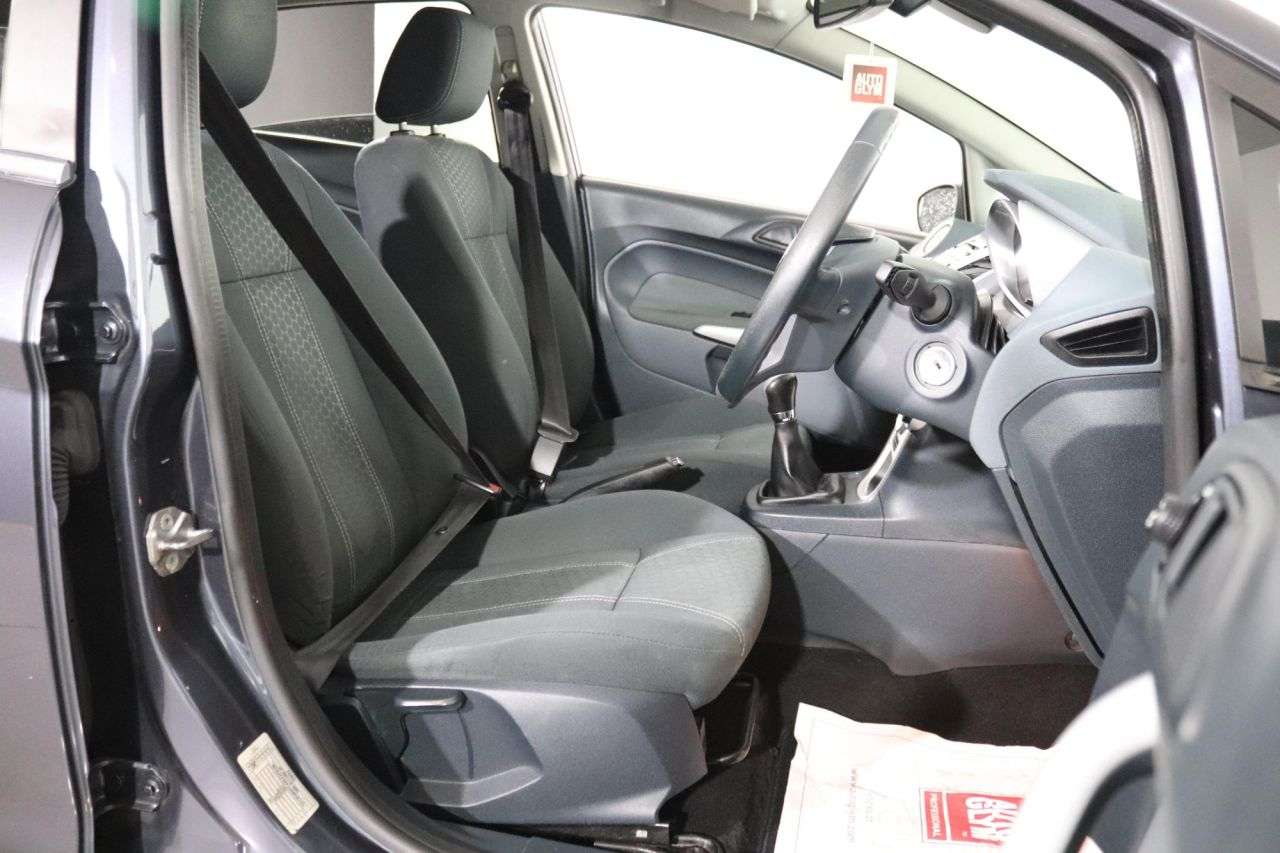 2010 FORD FIESTA 2010 FORD FIESTA