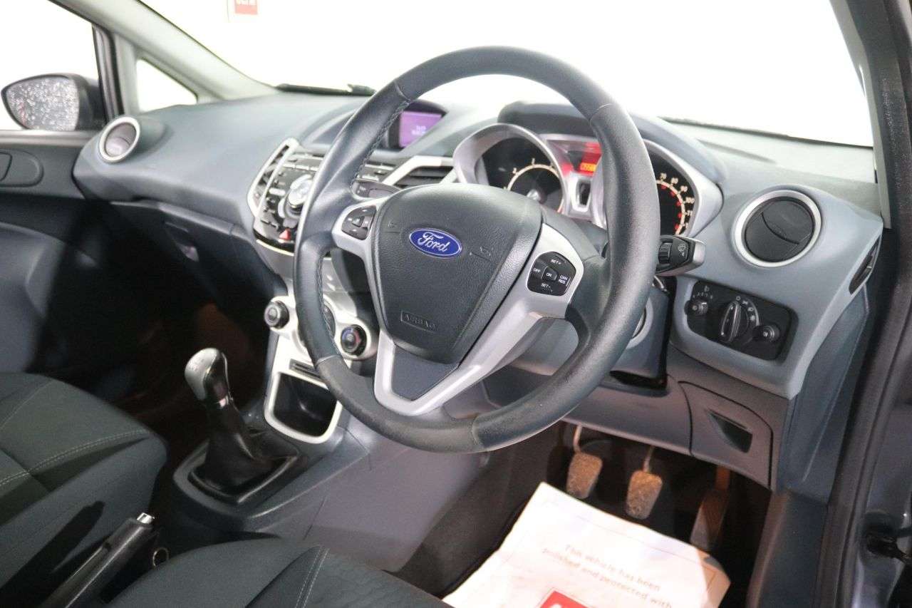 2010 FORD FIESTA 2010 FORD FIESTA