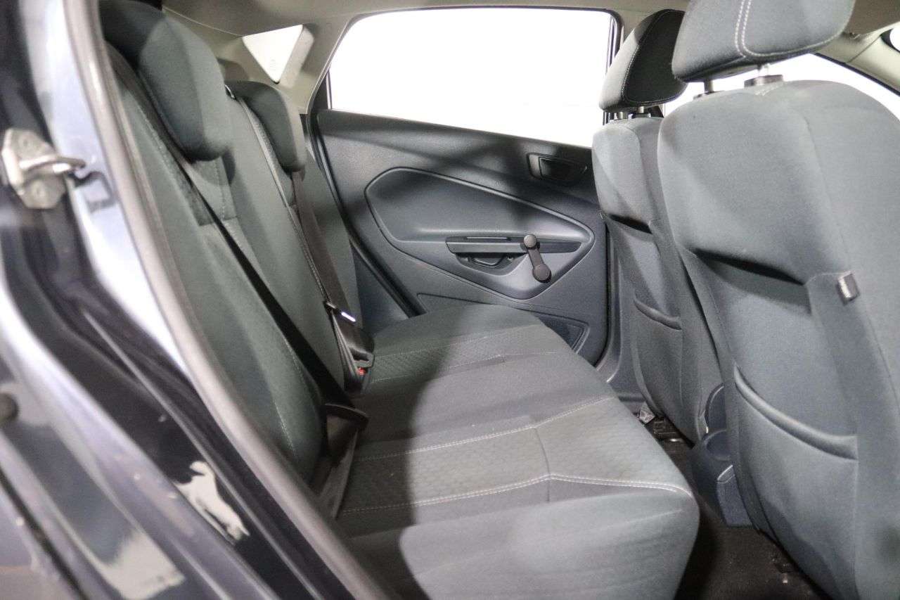 2010 FORD FIESTA 2010 FORD FIESTA