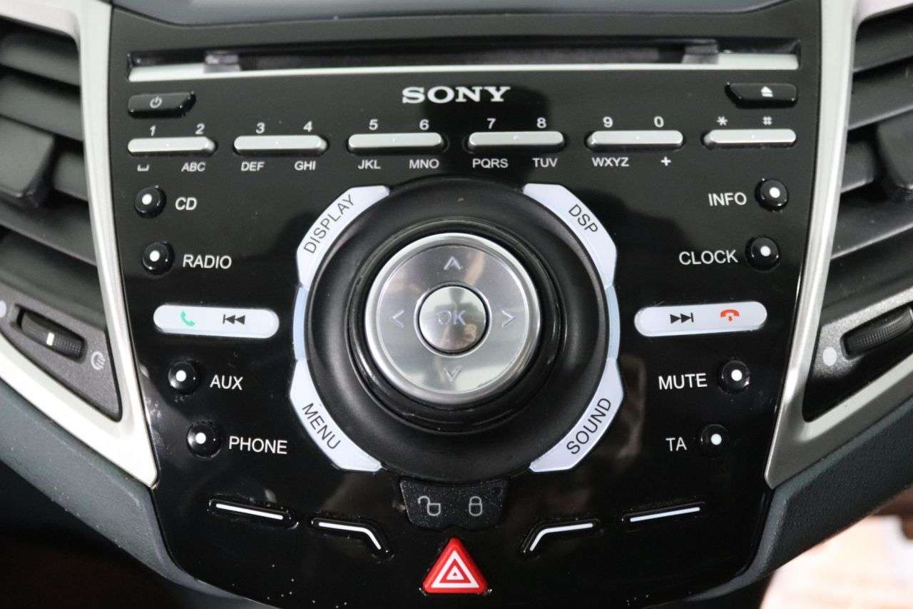 2010 FORD FIESTA 2010 FORD FIESTA