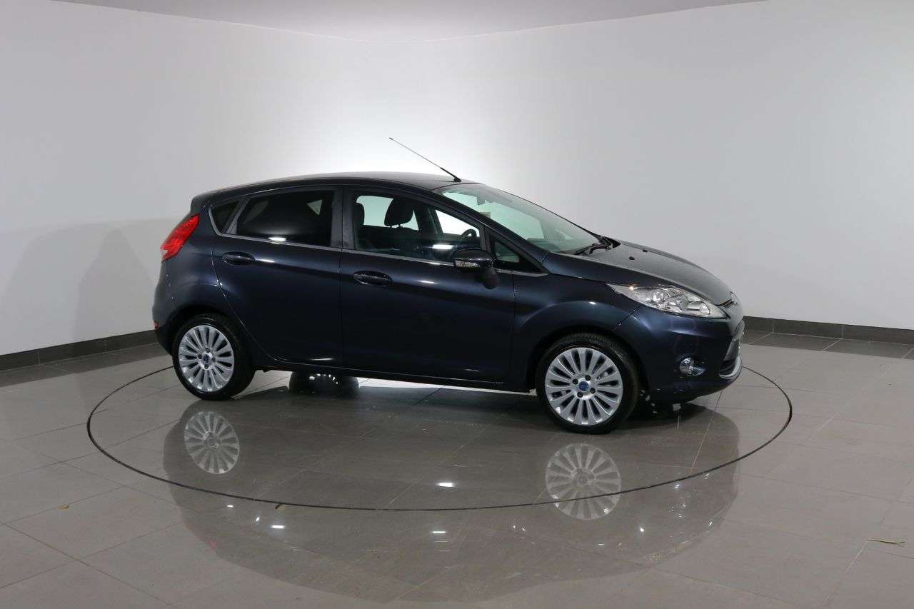 2010 FORD FIESTA 2010 FORD FIESTA