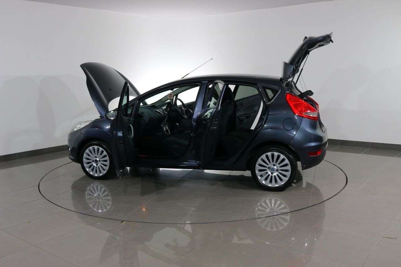 2010 FORD FIESTA 2010 FORD FIESTA