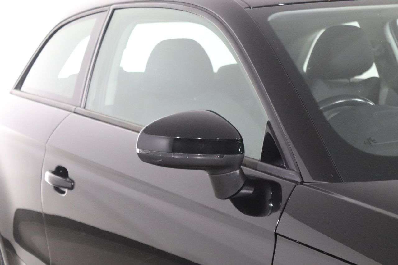 2018 AUDI A1 2018 AUDI A1