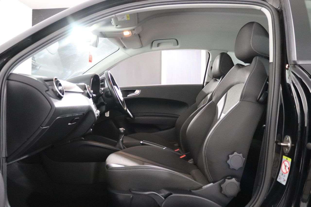 2018 AUDI A1 2018 AUDI A1