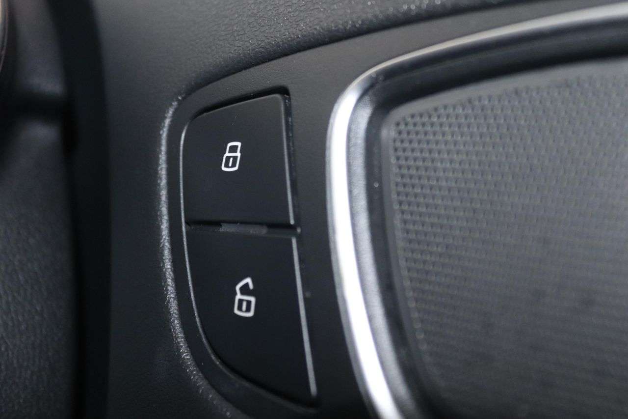 2018 AUDI A1 2018 AUDI A1