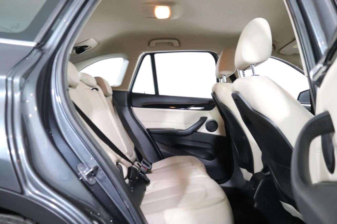 2016 BMW X1 2016 BMW X1