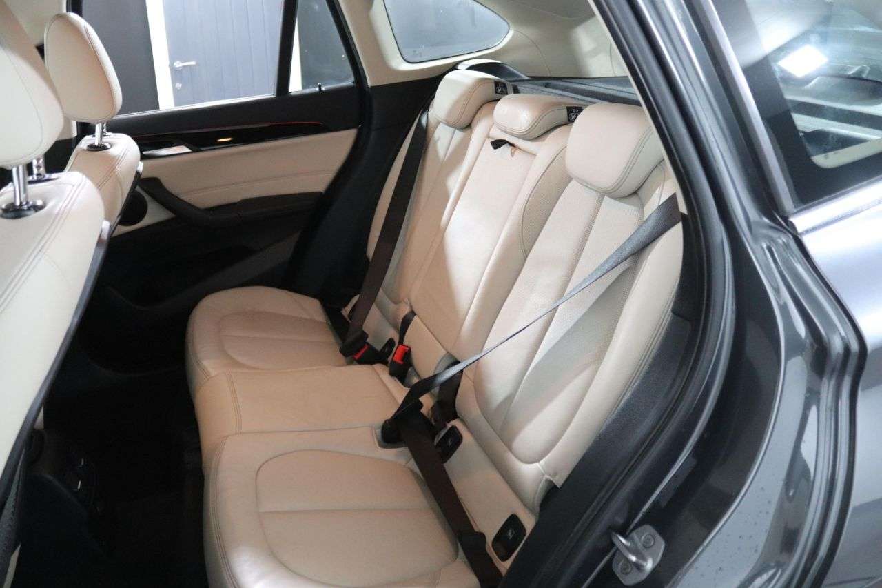 2016 BMW X1 2016 BMW X1