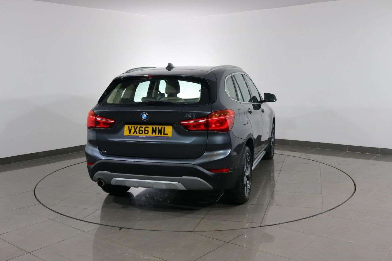 2016 BMW X1 2016 BMW X1