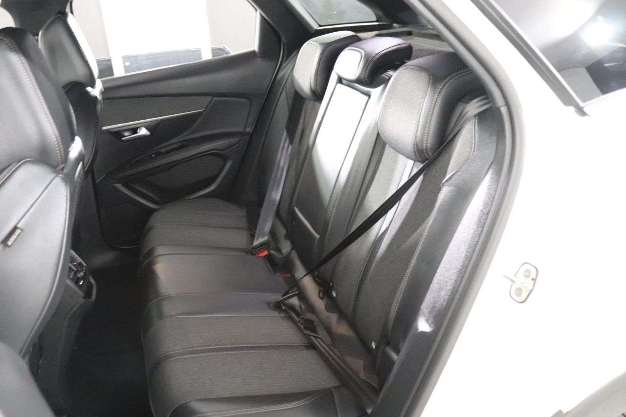 2019 PEUGEOT 3008 2019 PEUGEOT 3008