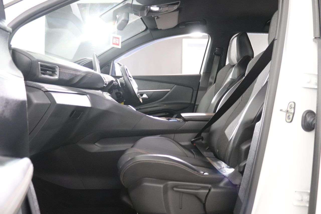 2019 PEUGEOT 3008 2019 PEUGEOT 3008