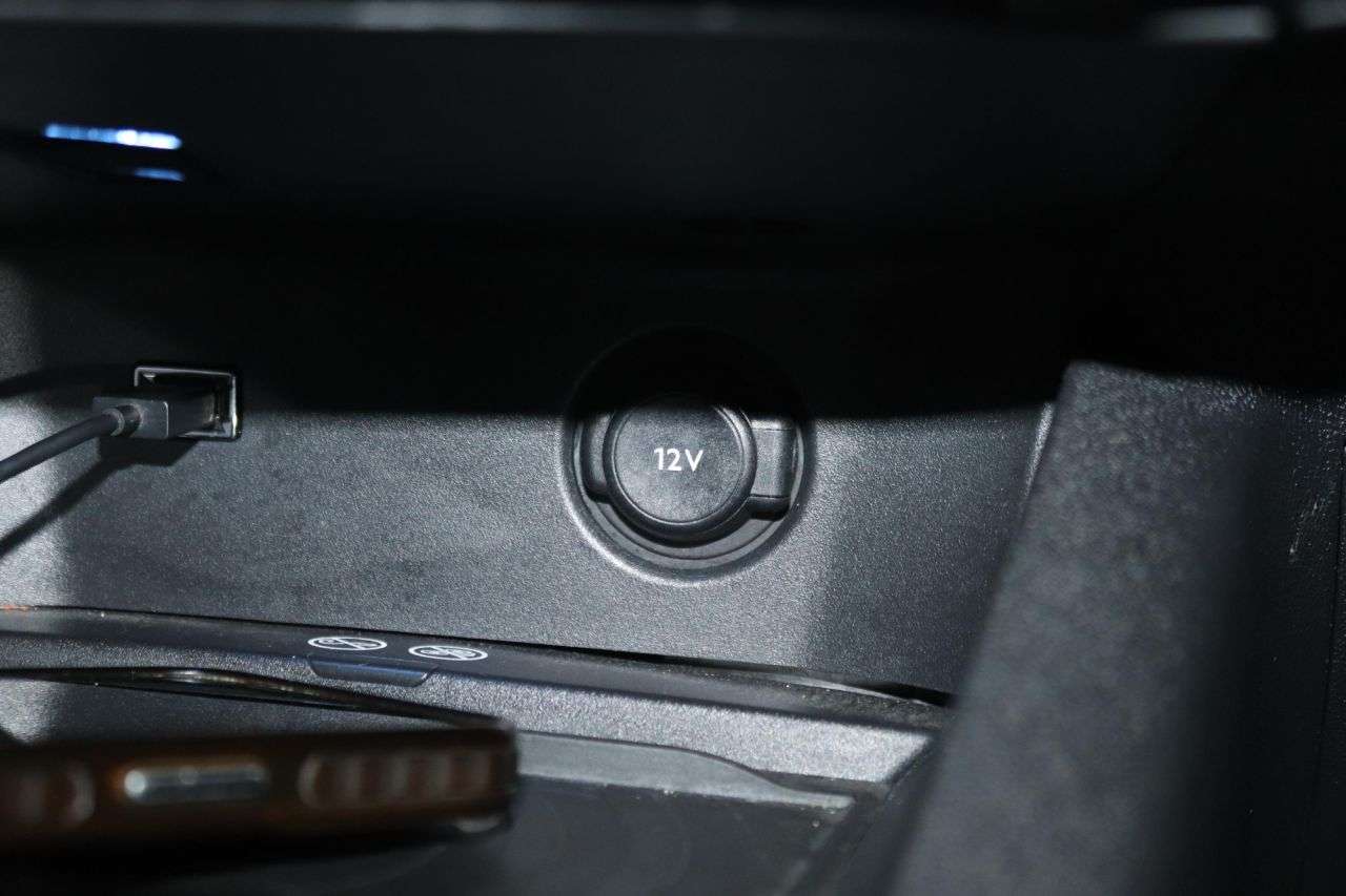 2019 PEUGEOT 3008 2019 PEUGEOT 3008