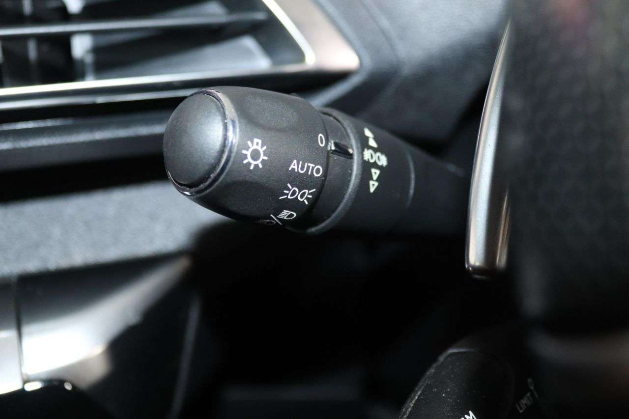 2019 PEUGEOT 3008 2019 PEUGEOT 3008