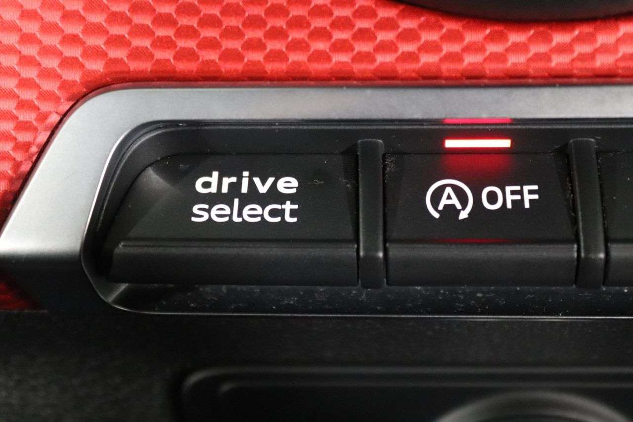 2017 AUDI Q2 2017 AUDI Q2