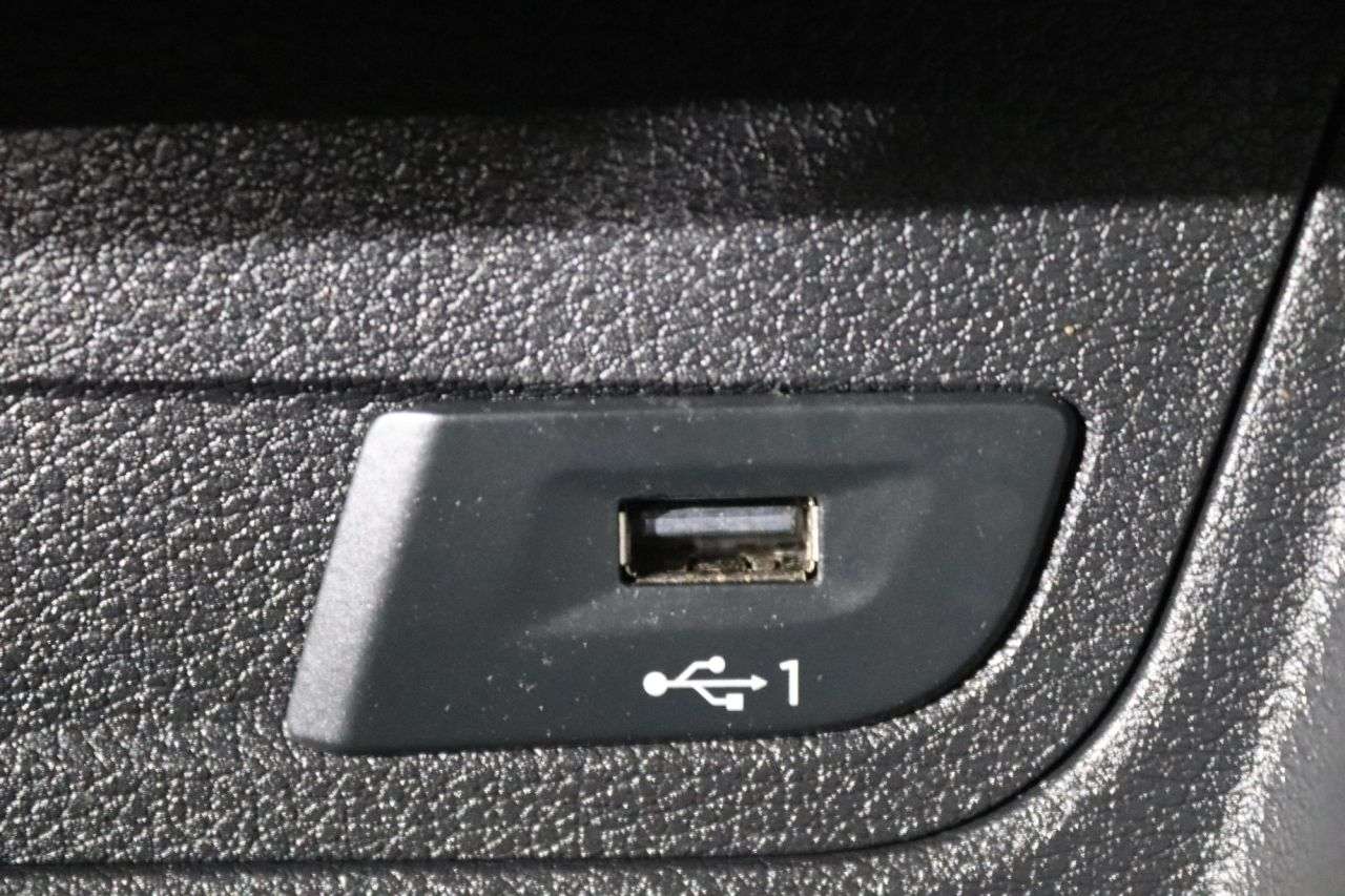 2017 AUDI Q2 2017 AUDI Q2