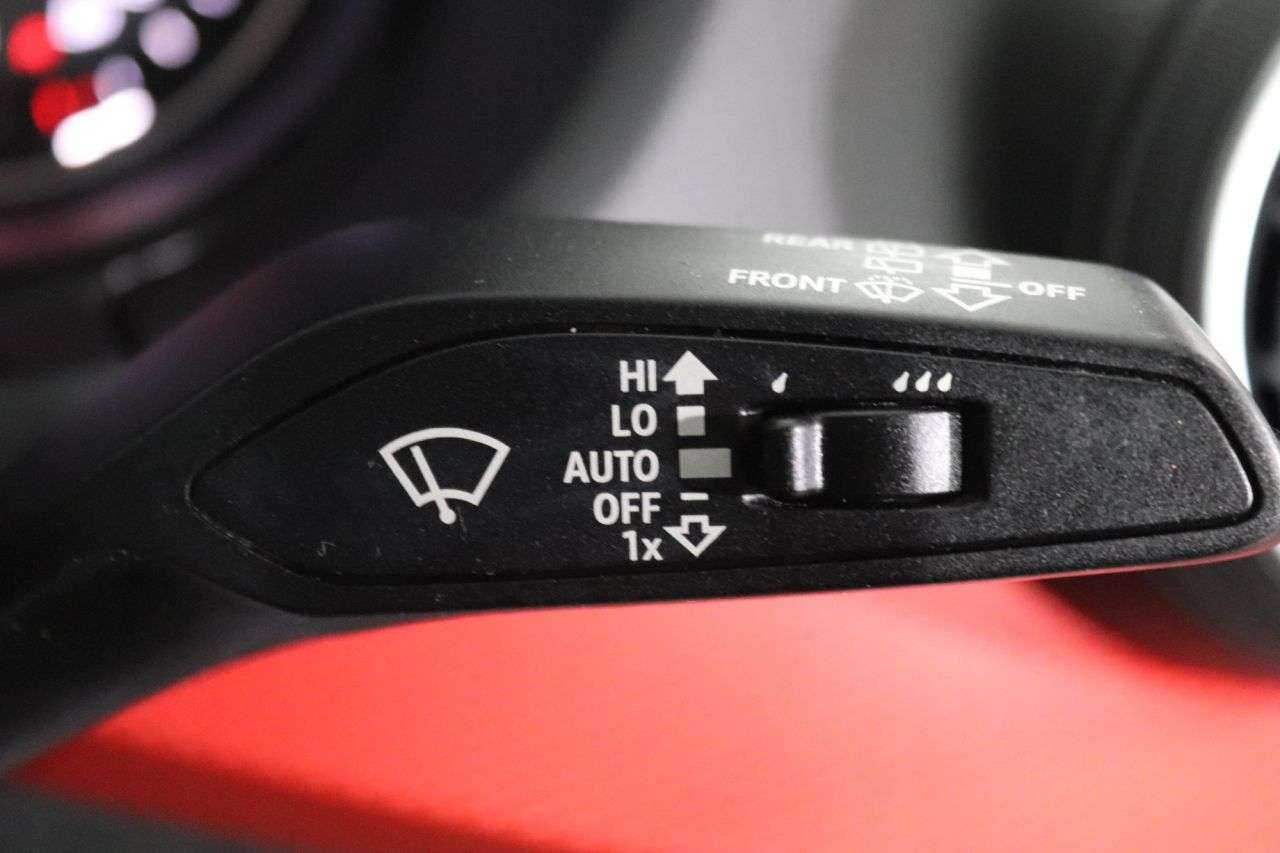 2017 AUDI Q2 2017 AUDI Q2