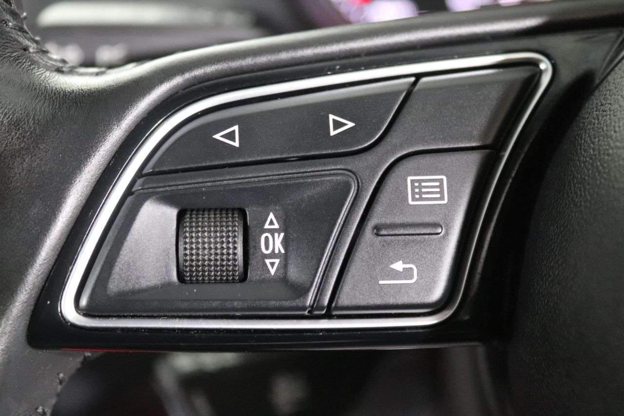 2017 AUDI Q2 2017 AUDI Q2