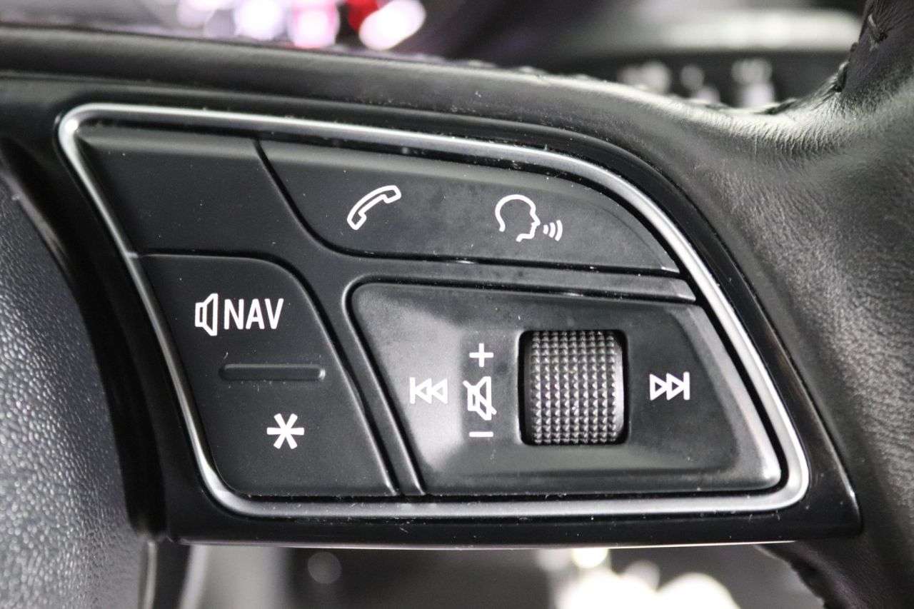 2017 AUDI Q2 2017 AUDI Q2