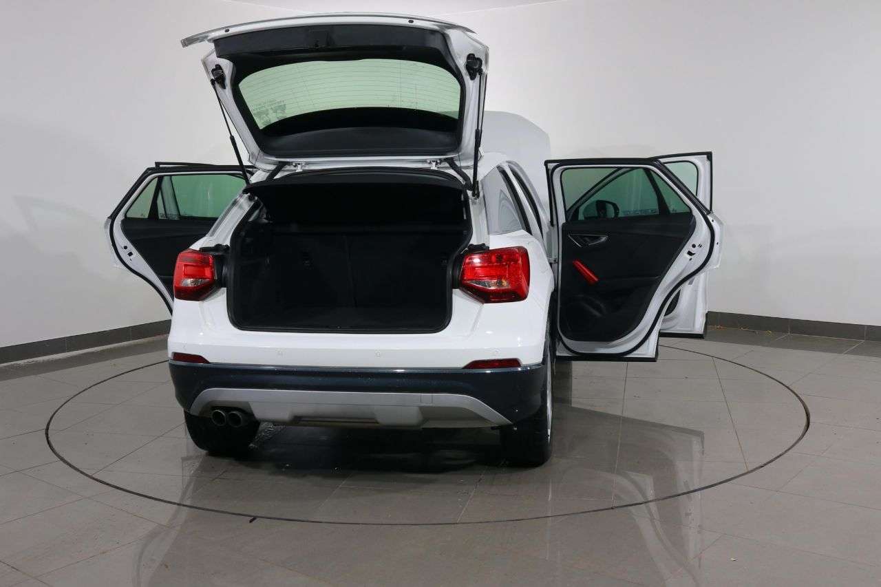 2017 AUDI Q2 2017 AUDI Q2