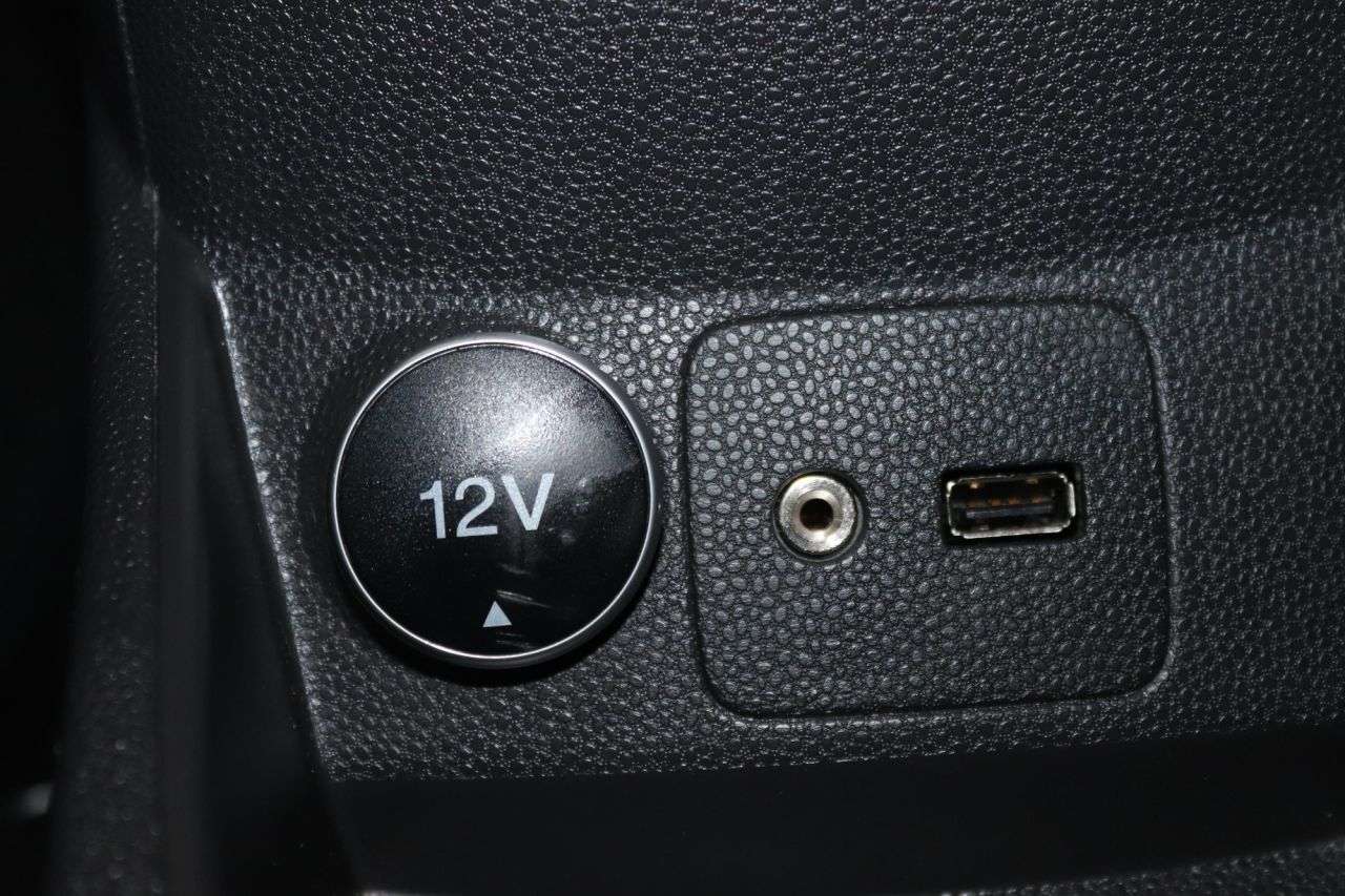 2013 FORD FIESTA 2013 FORD FIESTA