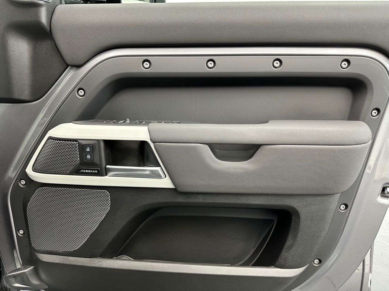 2023 LAND ROVER DEFENDER 2023 LAND ROVER DEFENDER