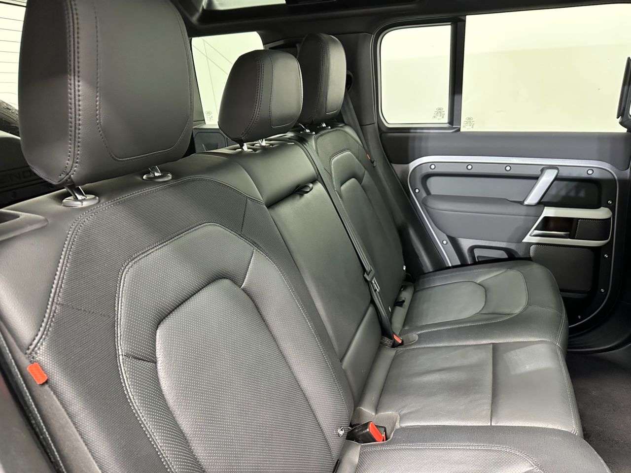 2023 LAND ROVER DEFENDER 2023 LAND ROVER DEFENDER