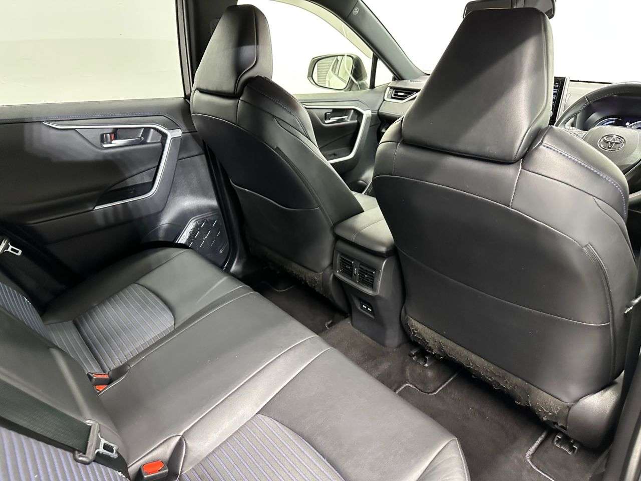 null TOYOTA RAV4 null TOYOTA RAV4