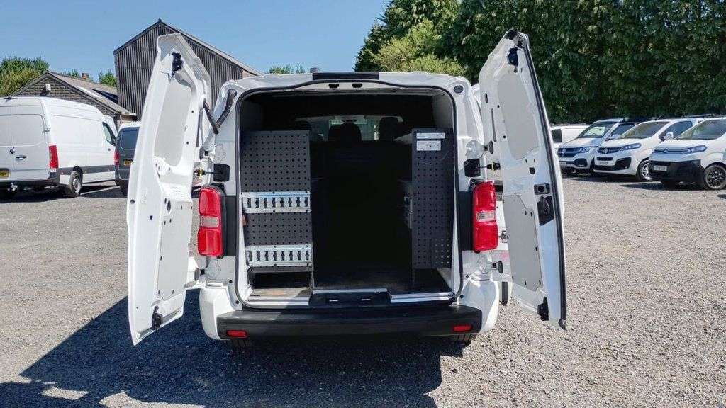 2021 VAUXHALL VIVARO 2021 VAUXHALL VIVARO