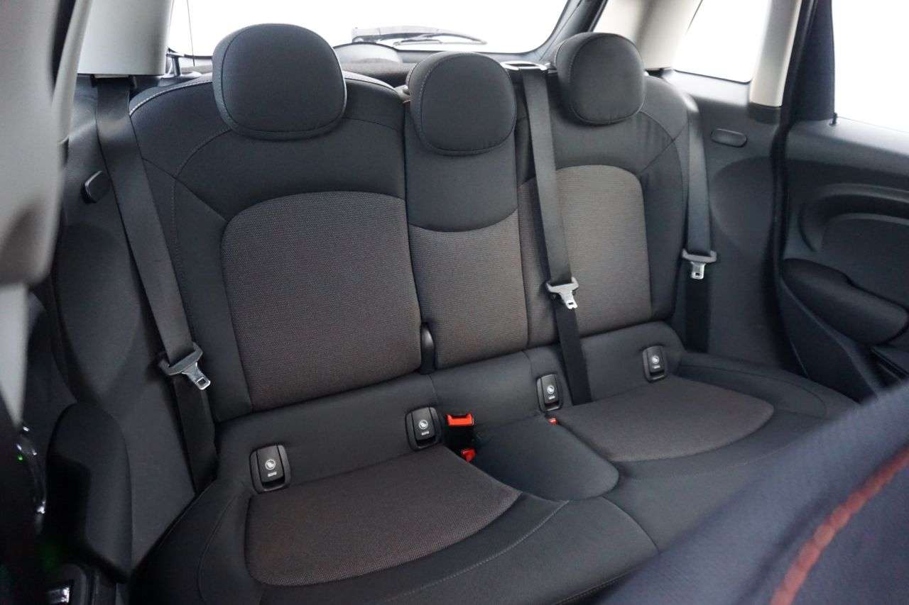 2019 MINI HATCH 2019 MINI HATCH