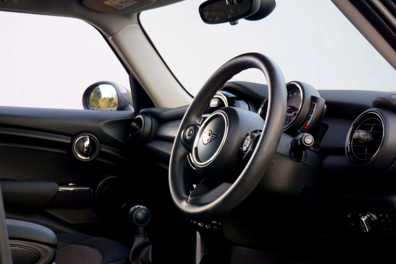 2019 MINI HATCH 2019 MINI HATCH