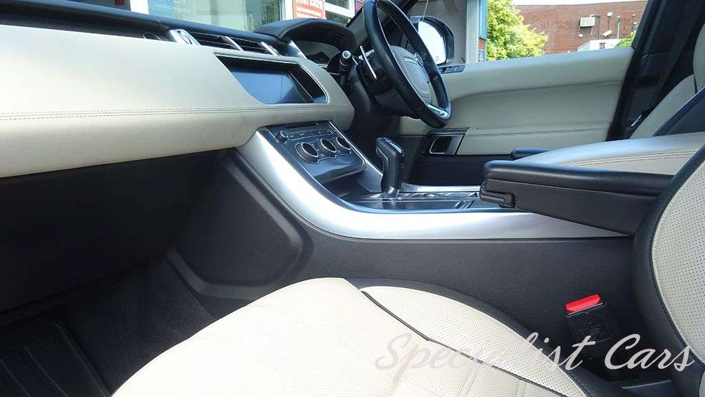 2017 LAND ROVER RANGE ROVER SPORT 2017 LAND ROVER RANGE ROVER SPORT