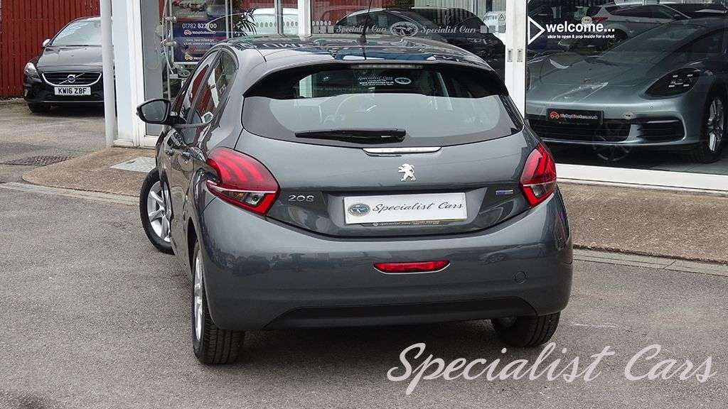 2017 PEUGEOT 208 2017 PEUGEOT 208