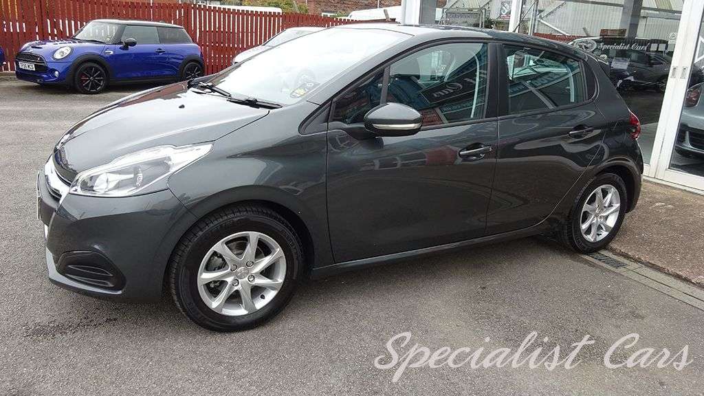 2017 PEUGEOT 208 2017 PEUGEOT 208