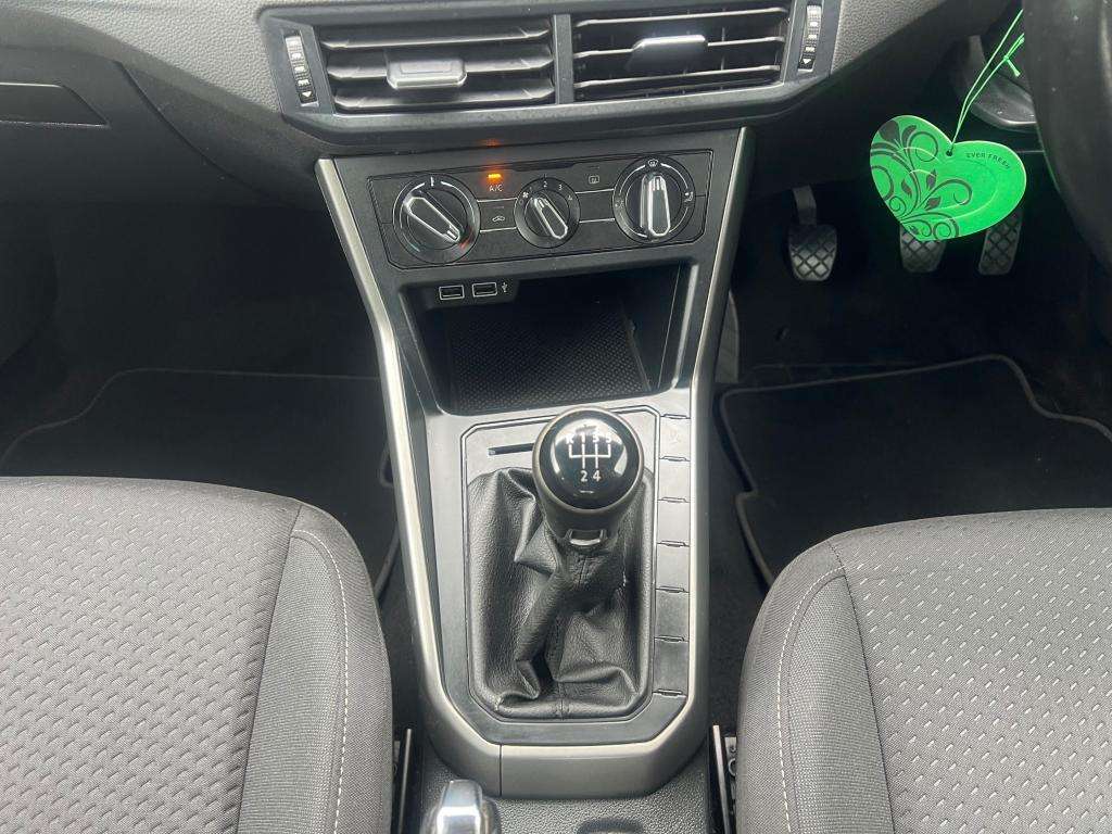 2019 VOLKSWAGEN POLO 2019 VOLKSWAGEN POLO