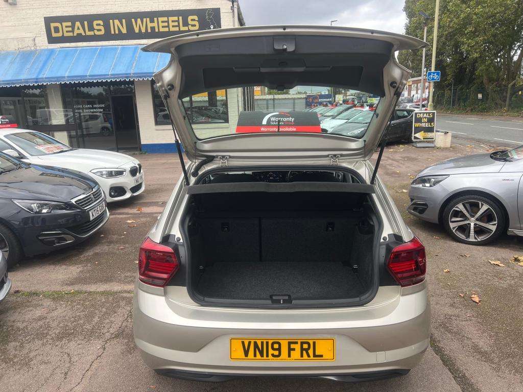 2019 VOLKSWAGEN POLO 2019 VOLKSWAGEN POLO