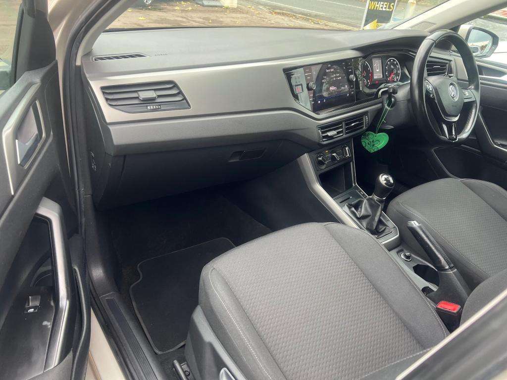 2019 VOLKSWAGEN POLO 2019 VOLKSWAGEN POLO