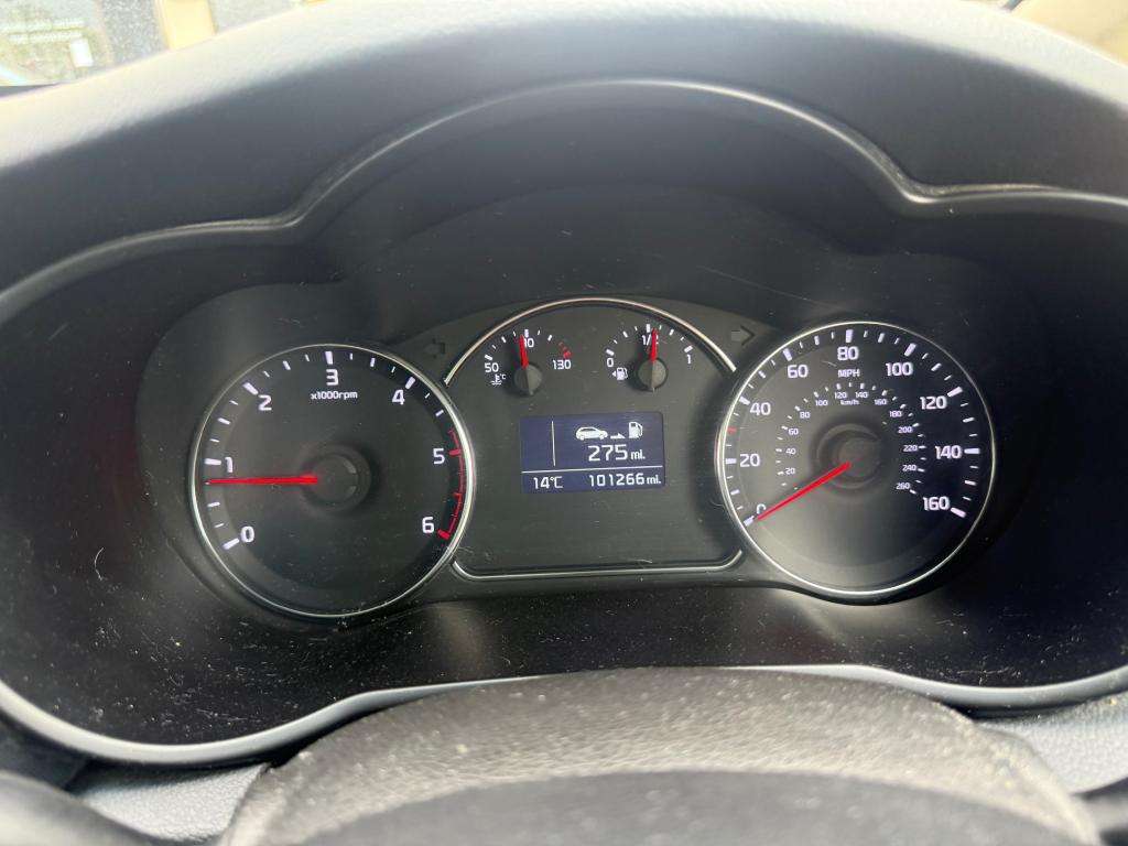 2015 KIA CARENS 2015 KIA CARENS