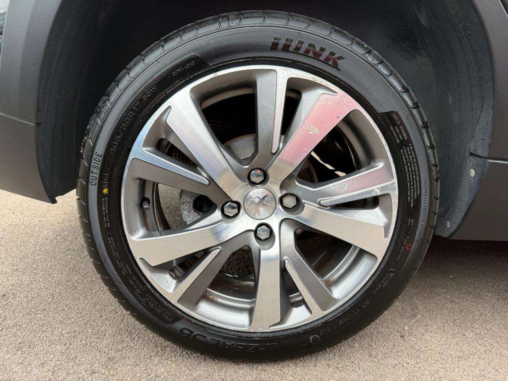 2019 PEUGEOT 2008 2019 PEUGEOT 2008