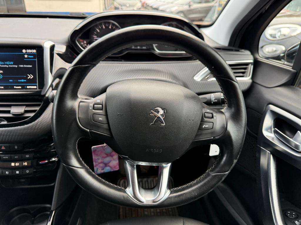 2018 PEUGEOT 2008 2018 PEUGEOT 2008
