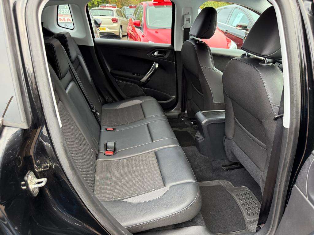 2018 PEUGEOT 2008 2018 PEUGEOT 2008