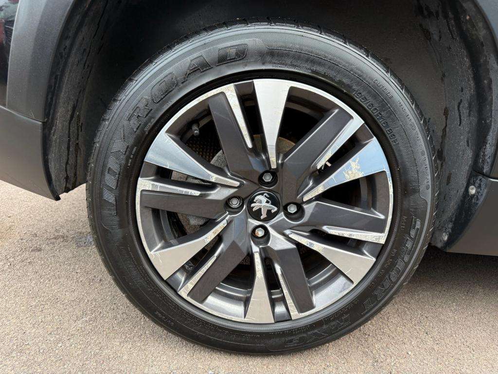 2018 PEUGEOT 2008 2018 PEUGEOT 2008