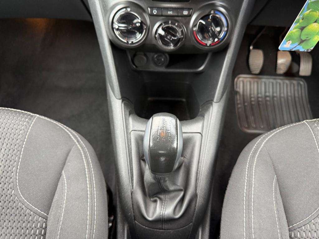 2017 PEUGEOT 208 2017 PEUGEOT 208