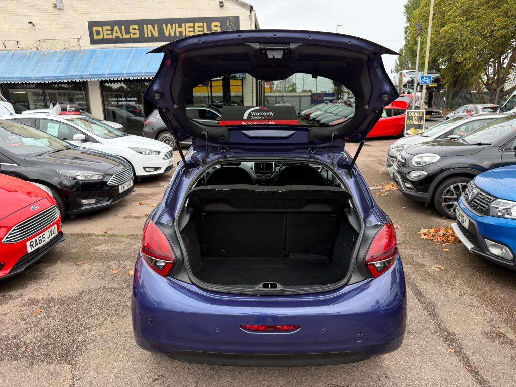 2017 PEUGEOT 208 2017 PEUGEOT 208