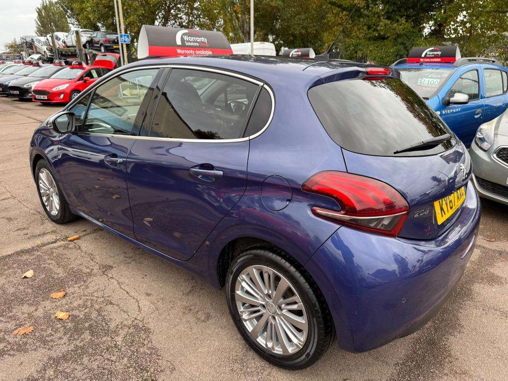 2017 PEUGEOT 208 2017 PEUGEOT 208